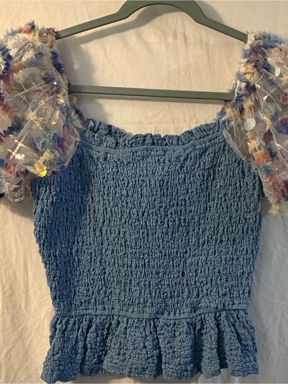 And the Why California Blue Smocked Top with Multi-Color Puff Sleeves Sz Med